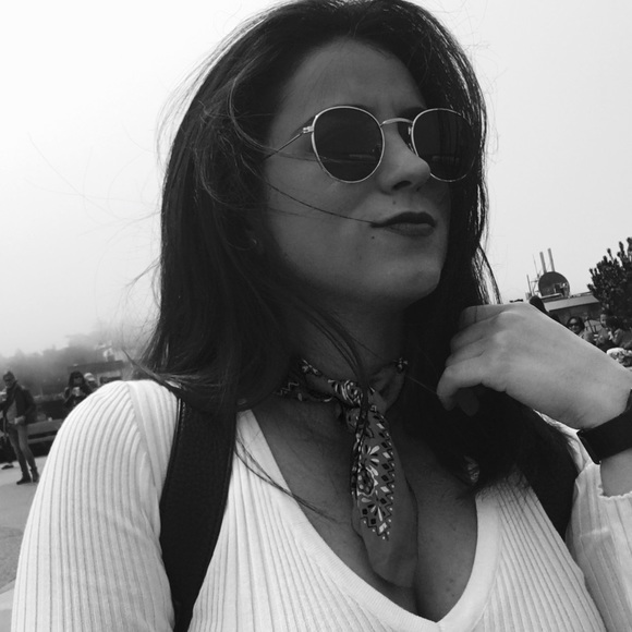 Meet your Posher, Daniela - Picture 5 of 16